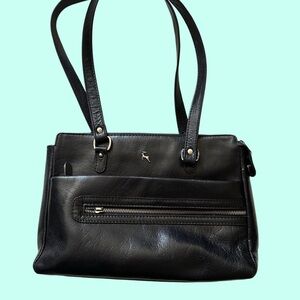 Classic Ashwood Luxury Black Leather Shoulder Bag